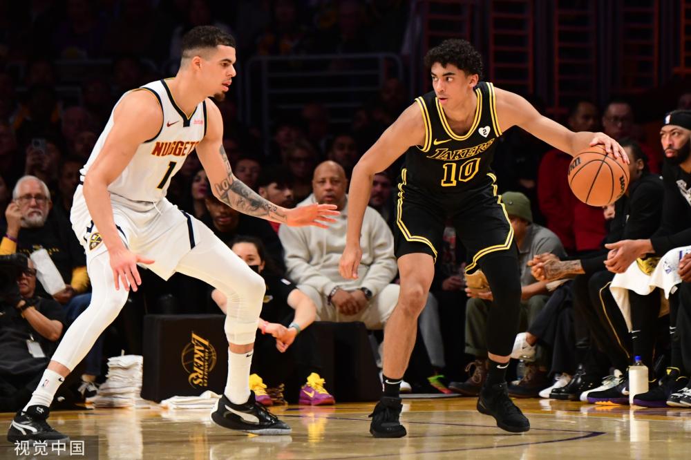 上的巨大差 上的巨大差