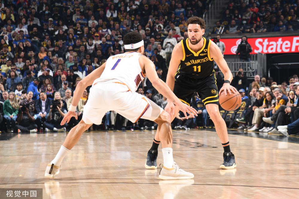 在薩格斯身 在薩格斯身