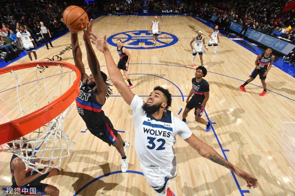 挥拍国球 挥拍国球